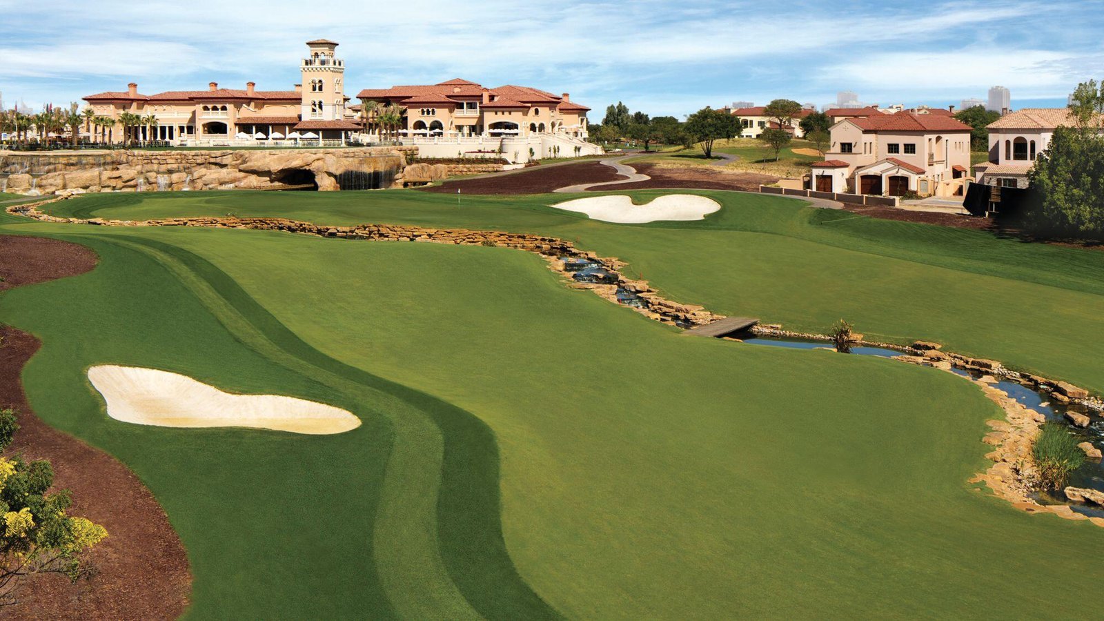 Waterfront or Golf Frontage: Which Premium Holds Its Value